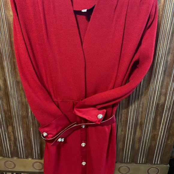 St. John Red Evening Dress w/Belt size 6 - Picture 2 of 6